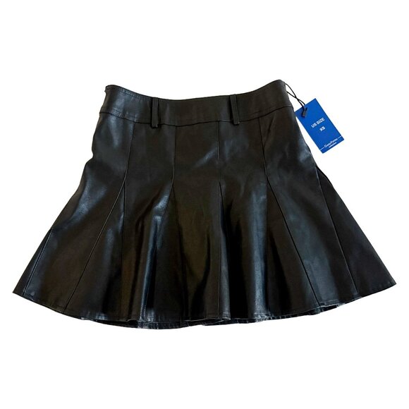 Pleated Faux Leather Skort in Black - Picture 2 of 5